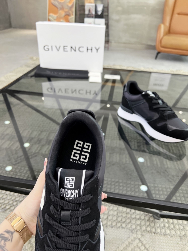 Givenchy Sneakers